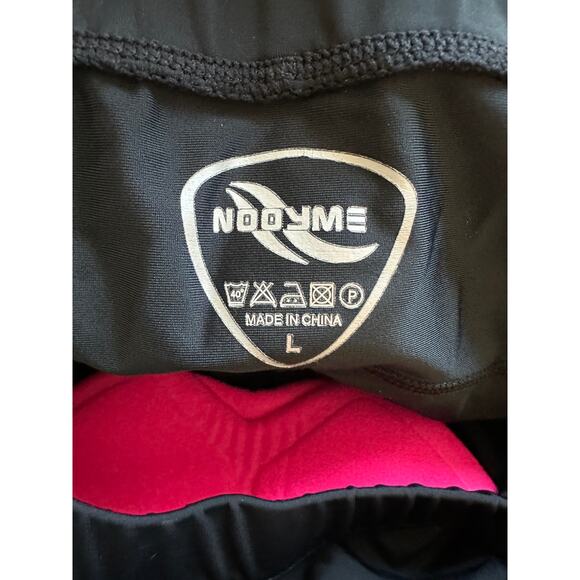 Nooyme Women's Bike Short Cycling Short Size Large 6 inch Padded Black and Pink - Picture 10 of 11